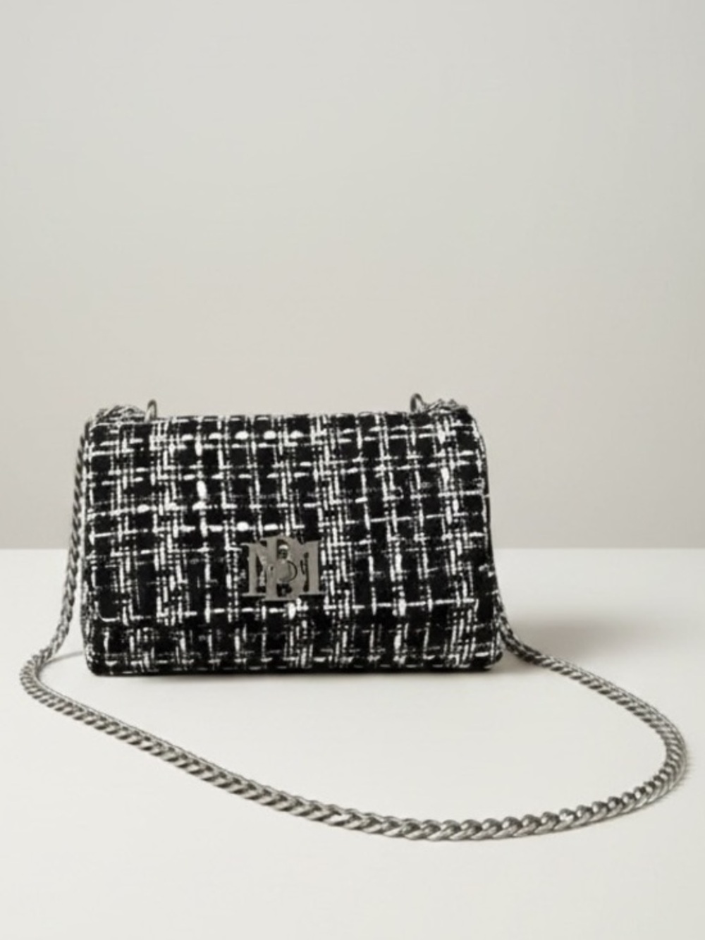 💖 NWT Badgley Mischka Black & White Tweed Crossbody ✨ Chain Strap Bag